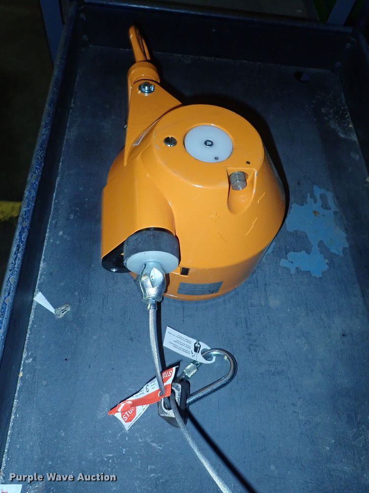 image for item FE9795 (8) Packers Kromer zero gravity tool balancer