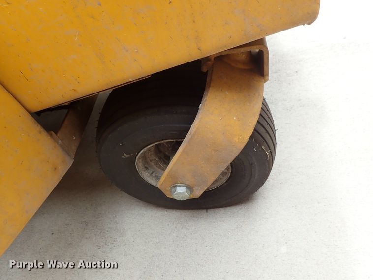 image for item FH9747 Hustler 4600 ZTR lawn mower