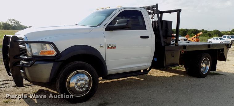 image for item FI9897 2011 Dodge Ram 4500 flatbed truck