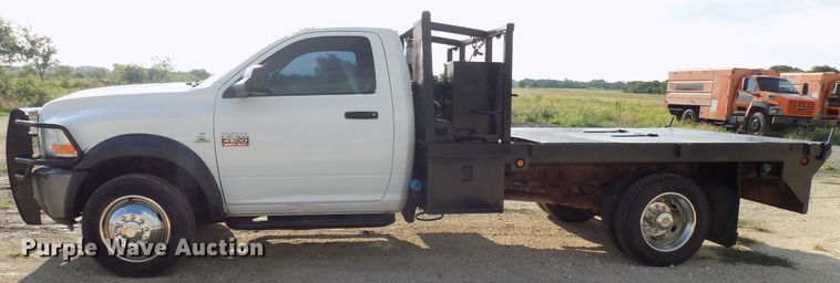 image for item FI9897 2011 Dodge Ram 4500 flatbed truck