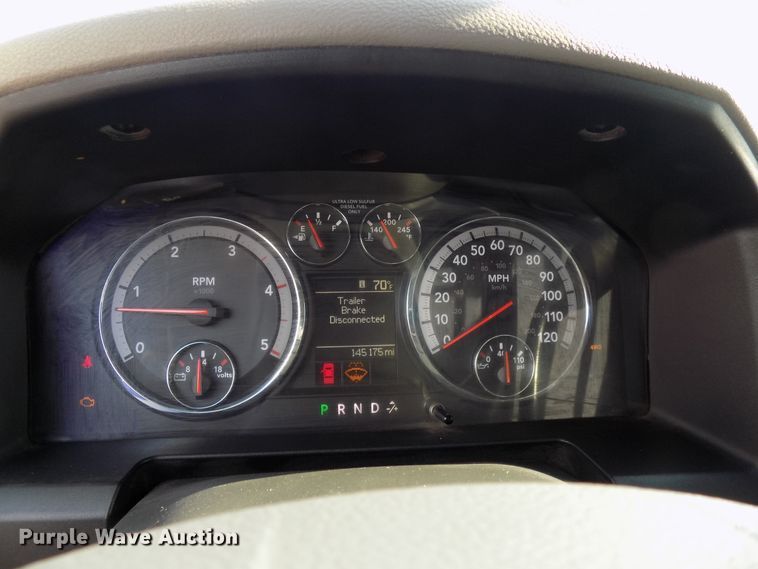 image for item FI9897 2011 Dodge Ram 4500 flatbed truck