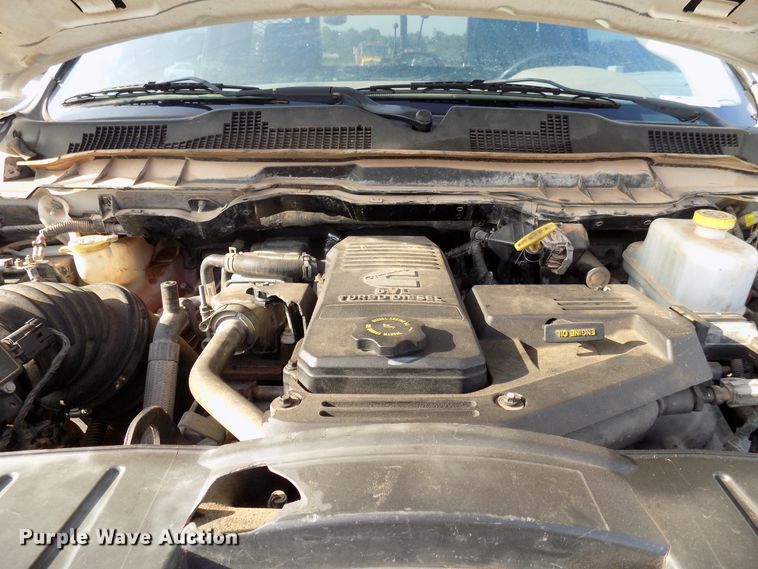 image for item FI9897 2011 Dodge Ram 4500 flatbed truck