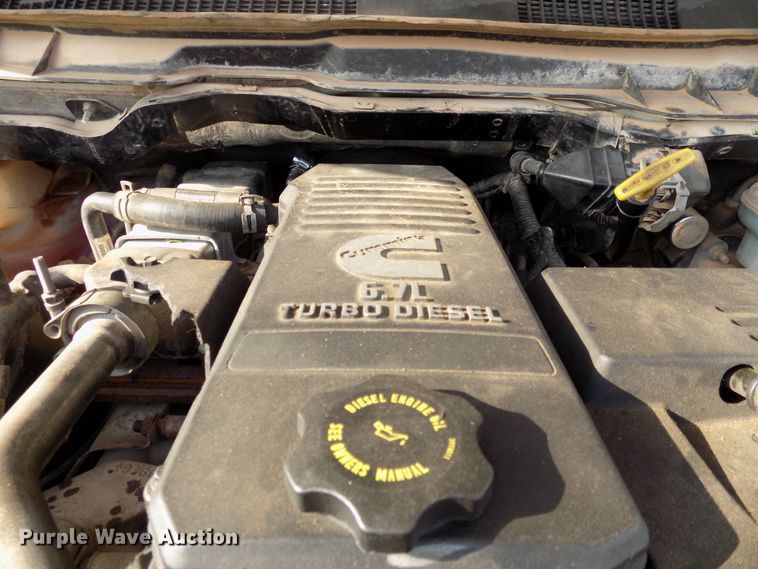 image for item FI9897 2011 Dodge Ram 4500 flatbed truck