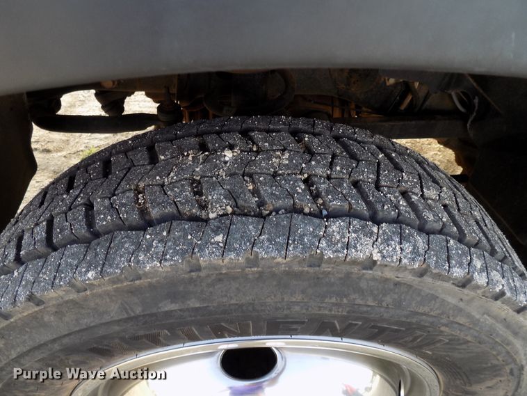 image for item FI9897 2011 Dodge Ram 4500 flatbed truck