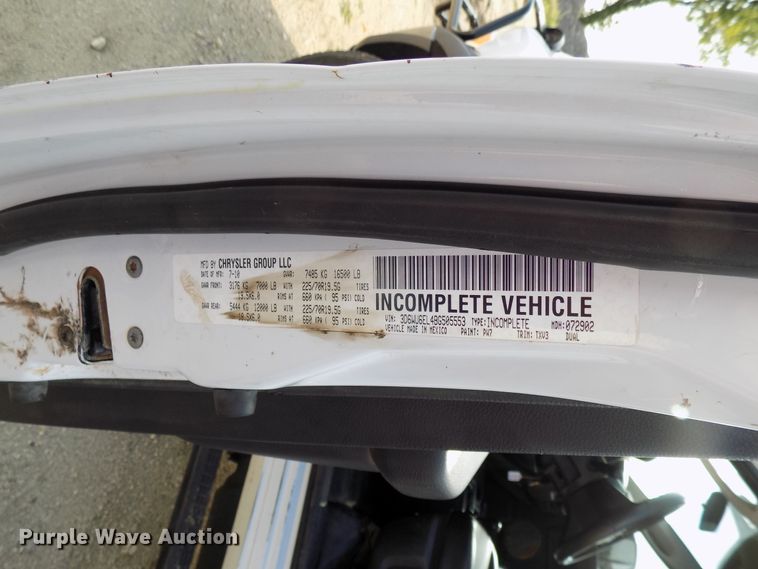 image for item FI9897 2011 Dodge Ram 4500 flatbed truck