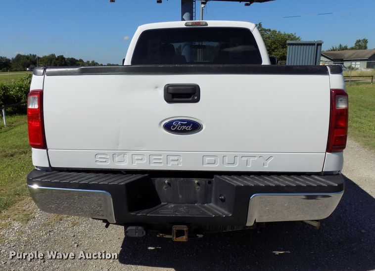 image for item FI9900 2011 Ford F250 Super Duty SuperCab pickup truck