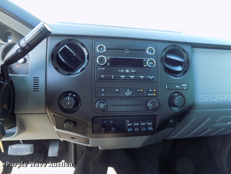 image for item FI9900 2011 Ford F250 Super Duty SuperCab pickup truck