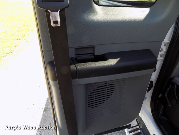 image for item FI9900 2011 Ford F250 Super Duty SuperCab pickup truck