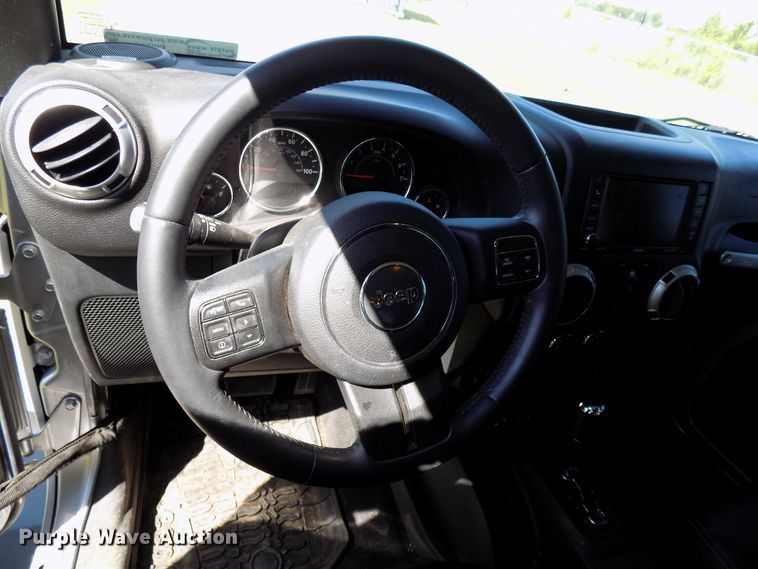 image for item FI9901 2015 Jeep Wrangler SUV