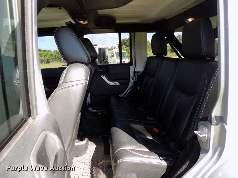 image for item FI9901 2015 Jeep Wrangler SUV