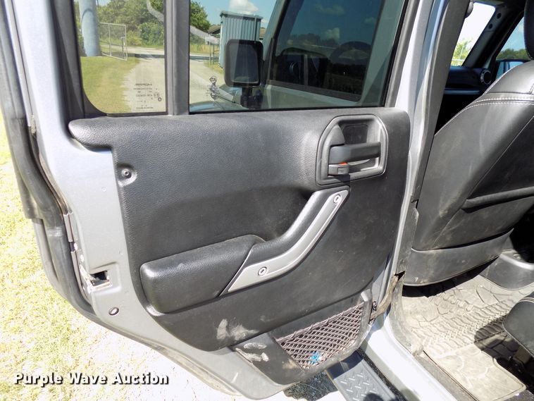 image for item FI9901 2015 Jeep Wrangler SUV