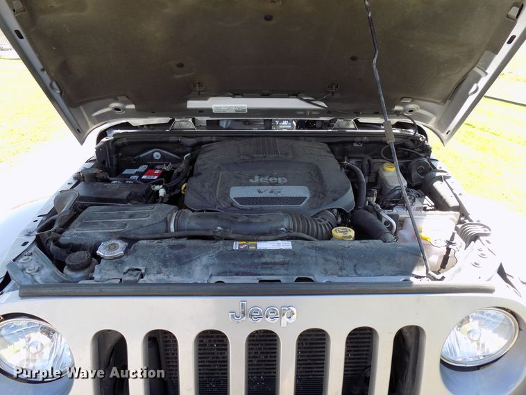 image for item FI9901 2015 Jeep Wrangler SUV