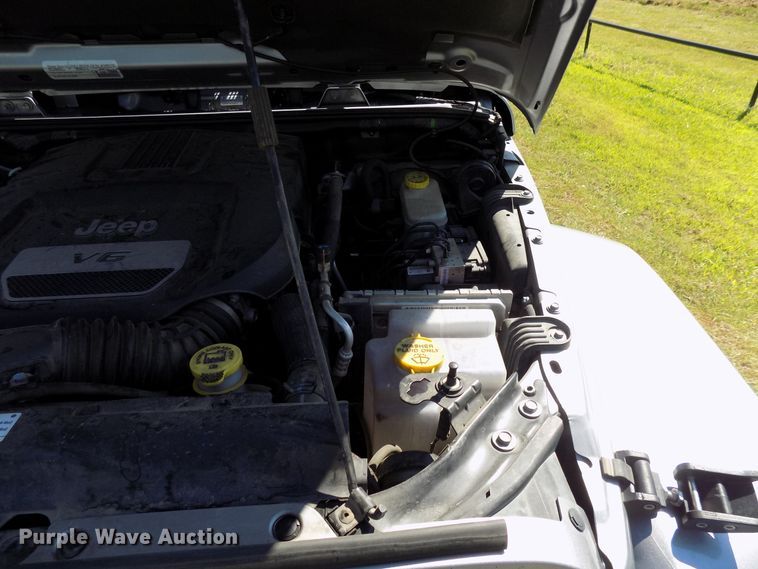 image for item FI9901 2015 Jeep Wrangler SUV