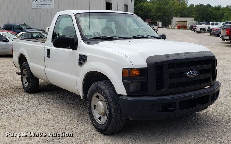 image for item FL9055 2008 Ford F250 Super Duty pickup truck
