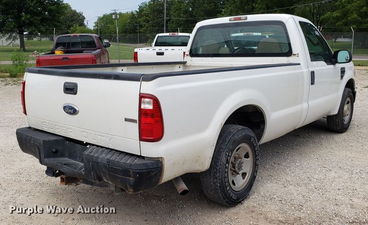 image for item FL9055 2008 Ford F250 Super Duty pickup truck