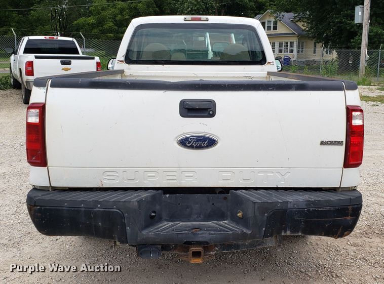 image for item FL9055 2008 Ford F250 Super Duty pickup truck