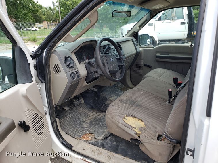 image for item FL9055 2008 Ford F250 Super Duty pickup truck