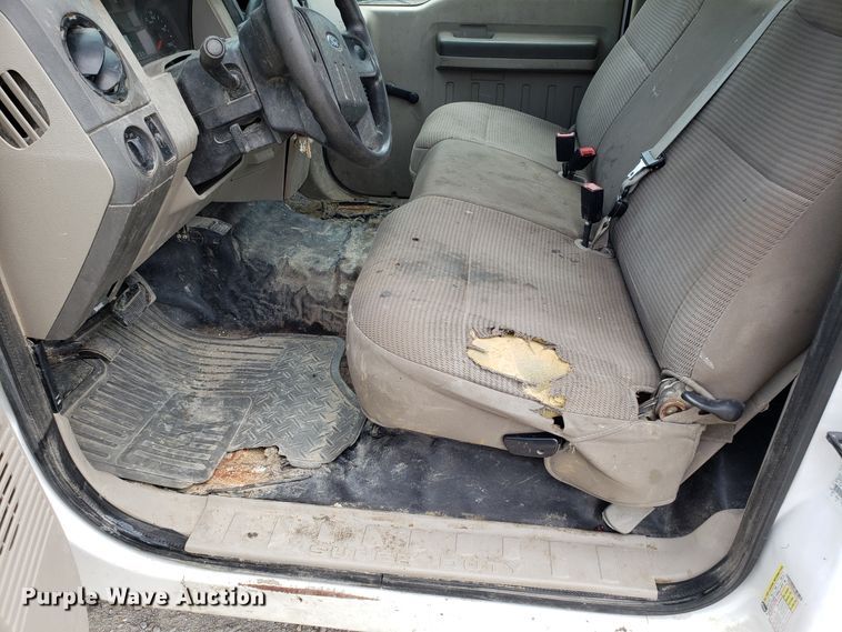 image for item FL9055 2008 Ford F250 Super Duty pickup truck