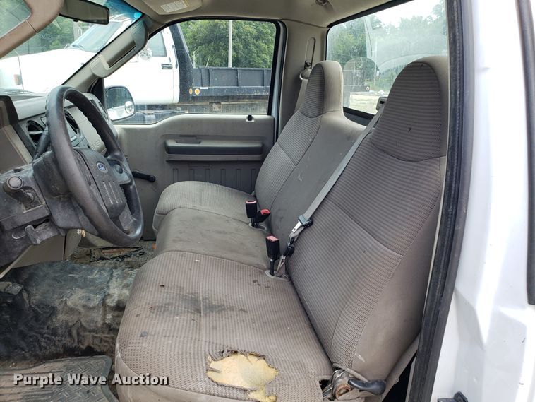 image for item FL9055 2008 Ford F250 Super Duty pickup truck