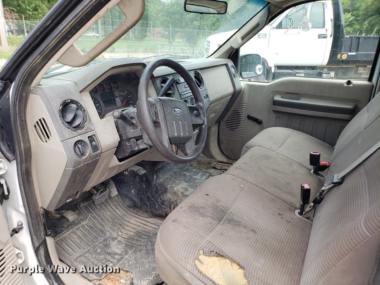 image for item FL9055 2008 Ford F250 Super Duty pickup truck