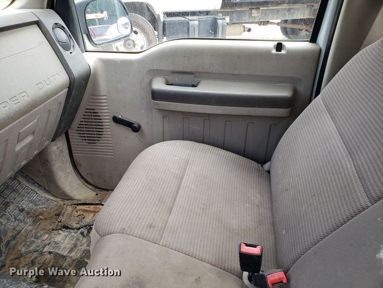 image for item FL9055 2008 Ford F250 Super Duty pickup truck