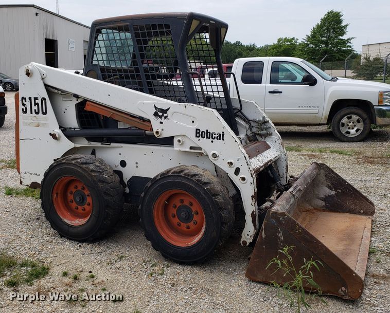 image for item FL9058 Bobcat S150 skid steer