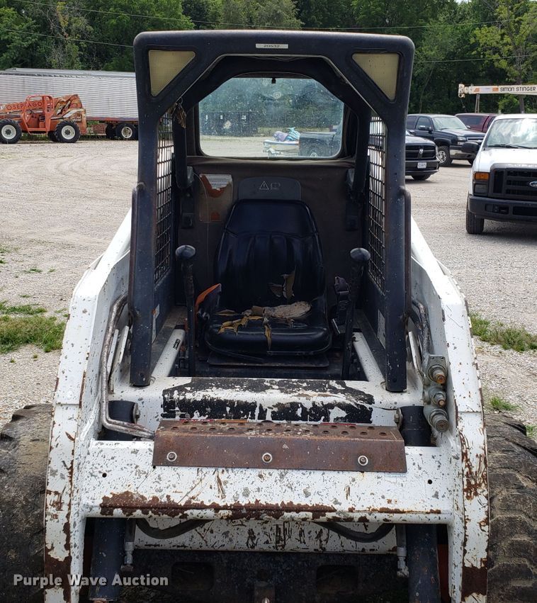 image for item FL9058 Bobcat S150 skid steer