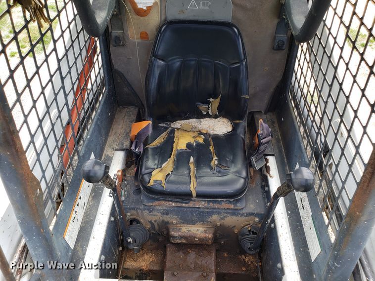 image for item FL9058 Bobcat S150 skid steer