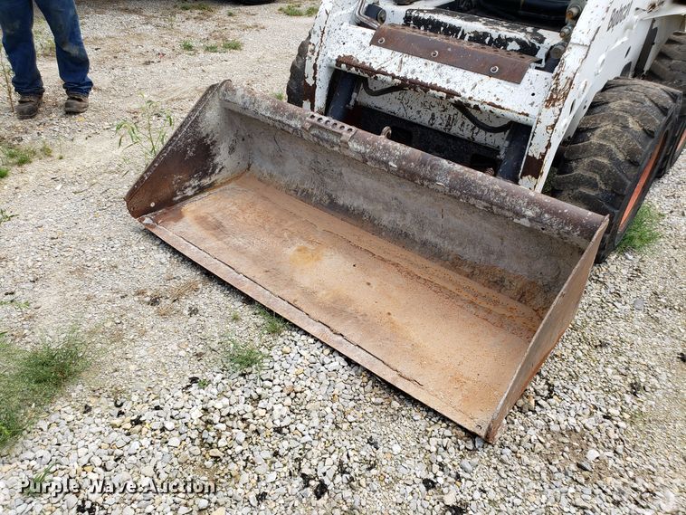 image for item FL9058 Bobcat S150 skid steer