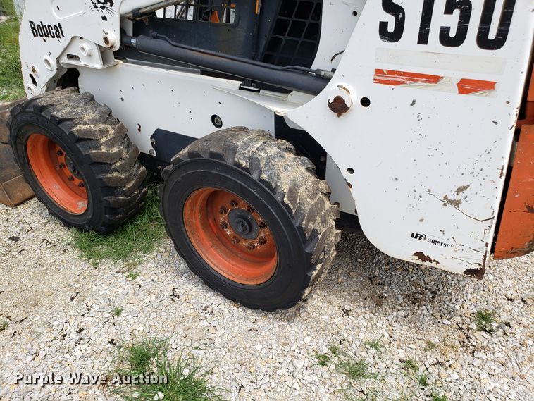 image for item FL9058 Bobcat S150 skid steer