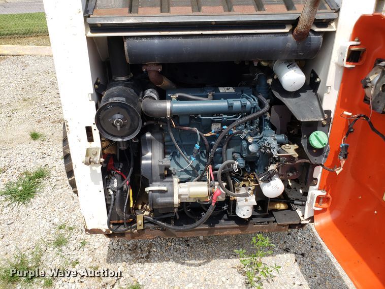 image for item FL9058 Bobcat S150 skid steer