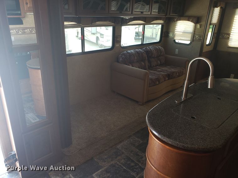 image for item FL9062 2012 Heatland Elkridge camper