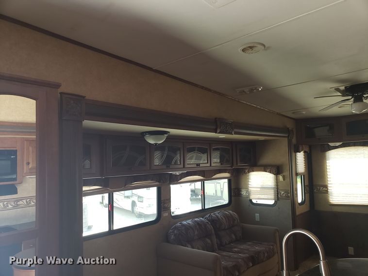 image for item FL9062 2012 Heatland Elkridge camper