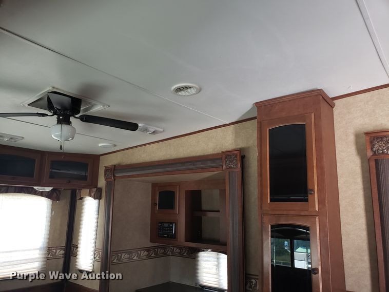 image for item FL9062 2012 Heatland Elkridge camper