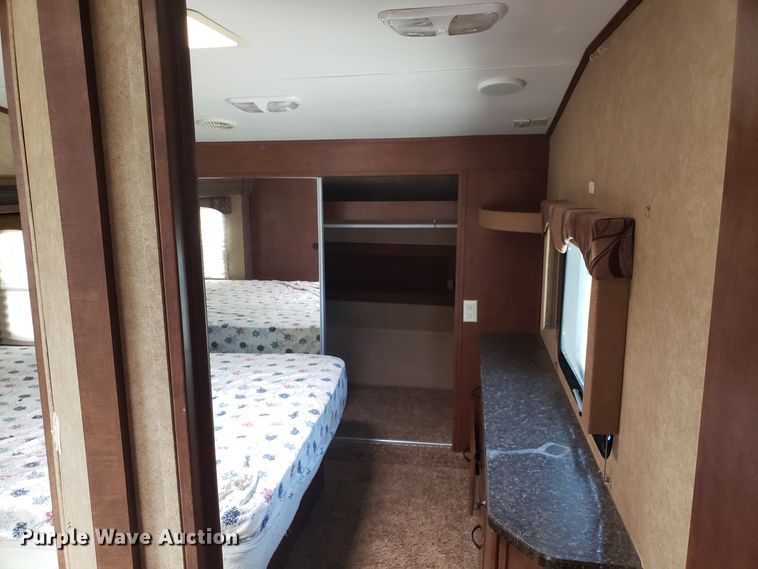 image for item FL9062 2012 Heatland Elkridge camper