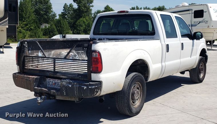 image for item FL9063 2013 Ford F250 Super Duty Crew Cab pickup truck