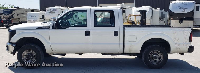 image for item FL9063 2013 Ford F250 Super Duty Crew Cab pickup truck