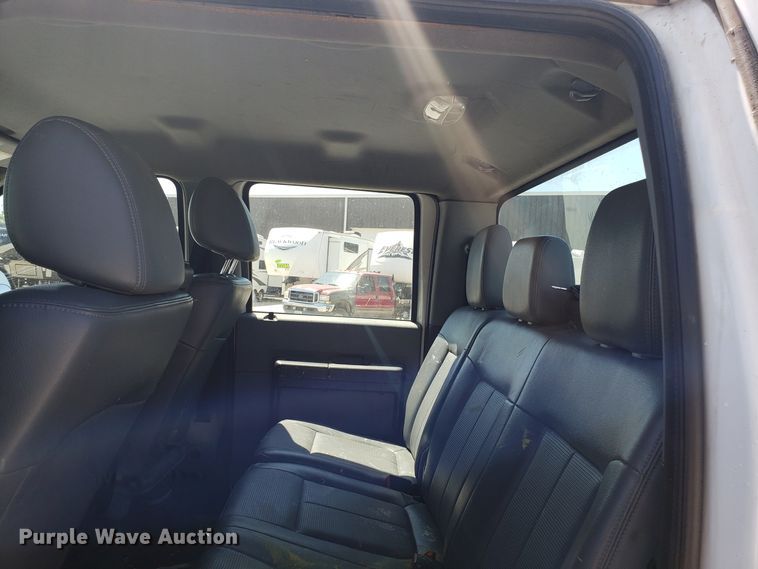 image for item FL9063 2013 Ford F250 Super Duty Crew Cab pickup truck