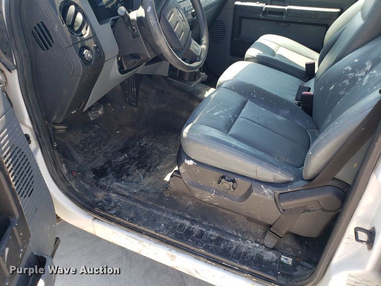 image for item FL9063 2013 Ford F250 Super Duty Crew Cab pickup truck