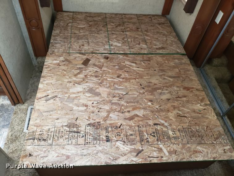 image for item FL9065 2012 Heartland Cyclone toy hauler camper