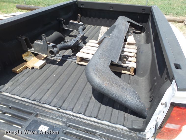 2015 Chevrolet Silverado 3500 pickup truck bed in Tye, TX Item FL9263