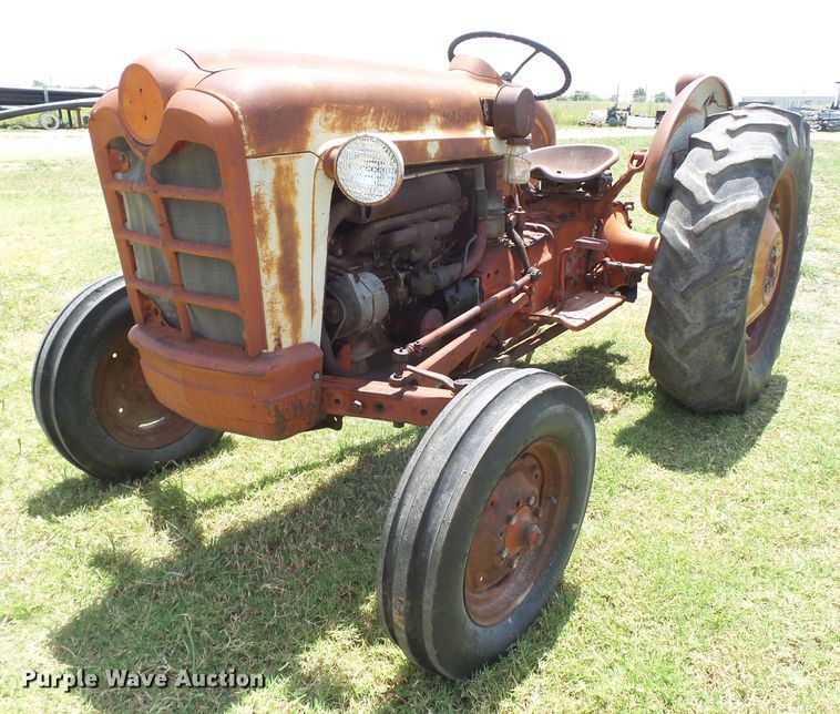 image for item FL9264 Ford 851 Powermaster tractor