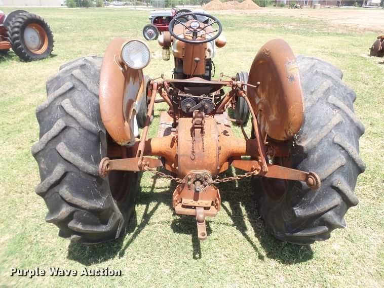 image for item FL9264 Ford 851 Powermaster tractor