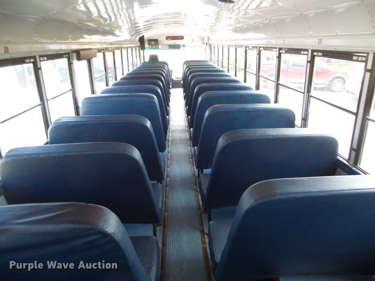 image for item FM9647 1998 Thomas Saf-T-Liner ER school bus