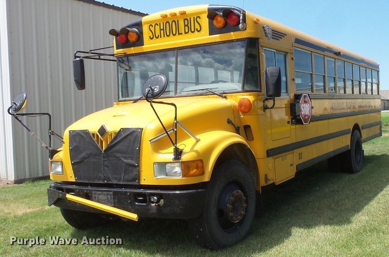 image for item FM9648 2003 International CE school bus
