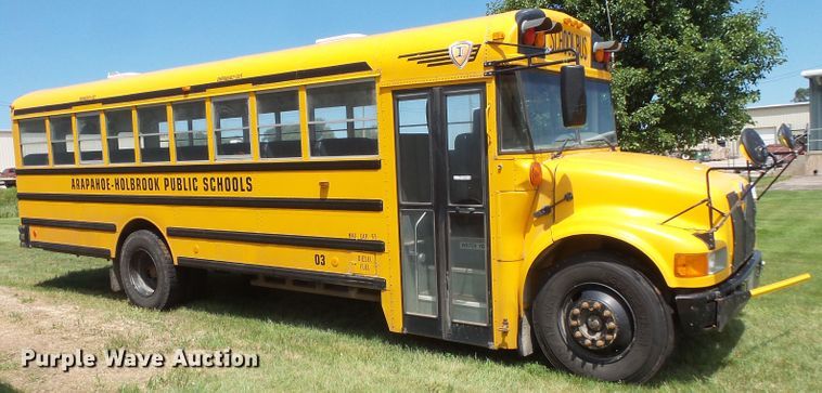 image for item FM9648 2003 International CE school bus
