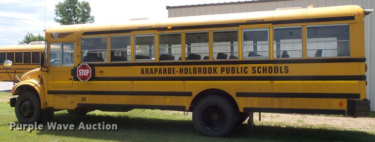 image for item FM9648 2003 International CE school bus