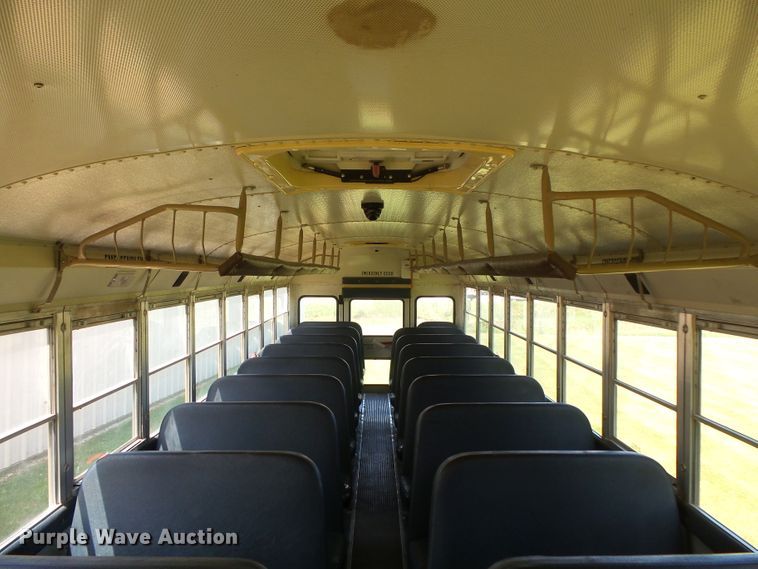 image for item FM9648 2003 International CE school bus