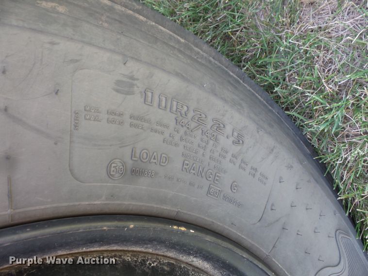 image for item FM9648 2003 International CE school bus