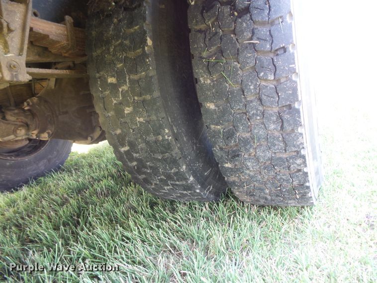 image for item FM9648 2003 International CE school bus